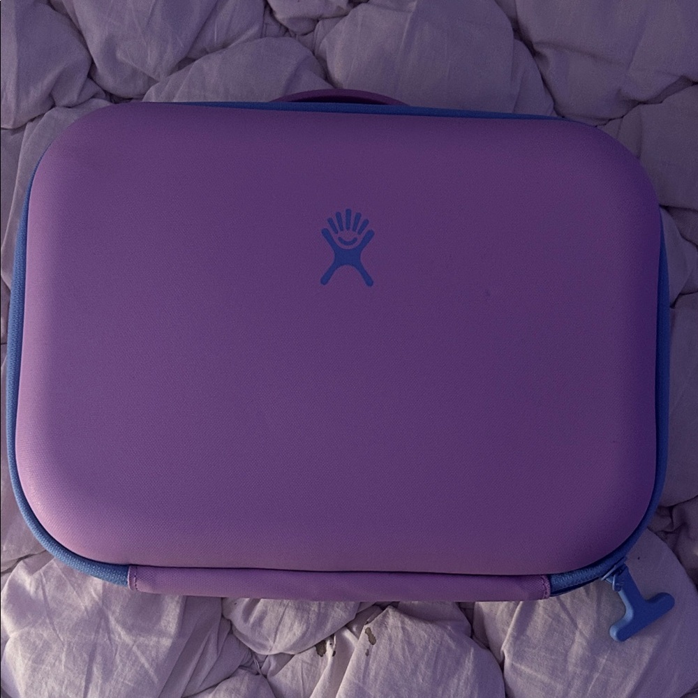 Hydro Flask Lunch box